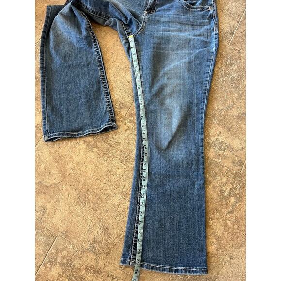 Maurices Curvy fit, women's size 13/14 SHORT - Picture 4 of 8